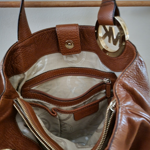 Michael Kors Purse - Picture 9 of 14